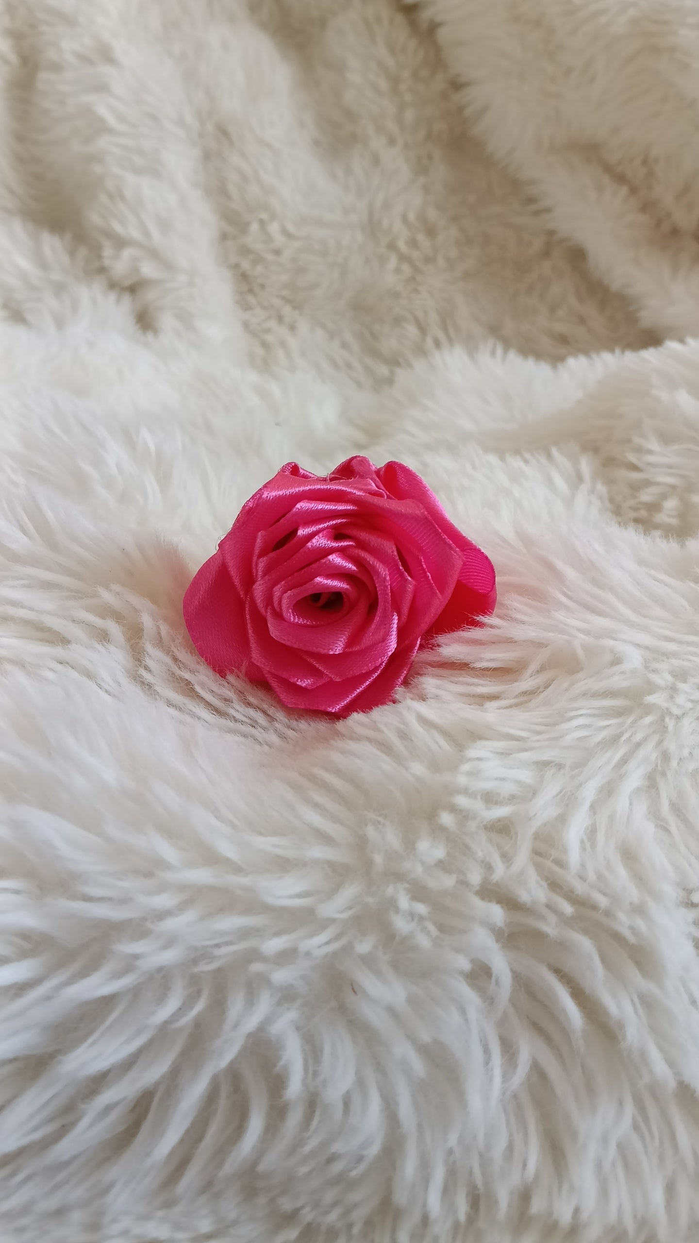 Rose en satin- faite main🌹